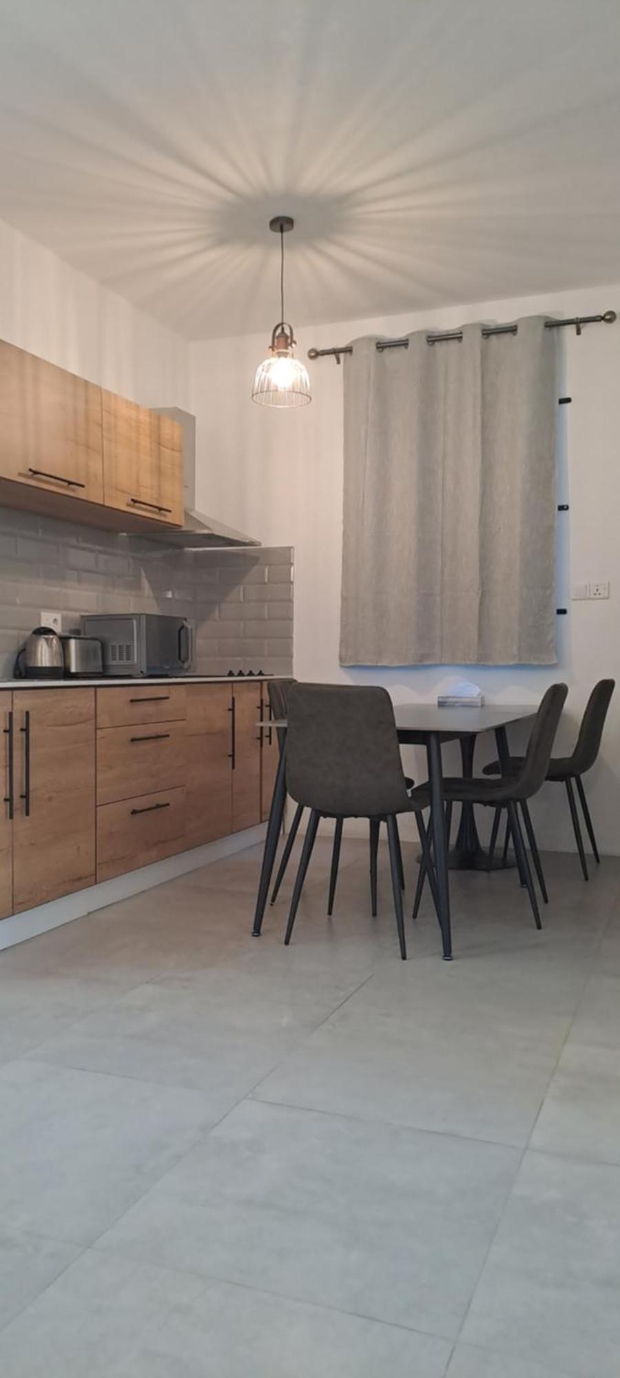 Maison Mont Choisy - One Or Two Bedrooms Apartment 트루오비슈 외부 사진